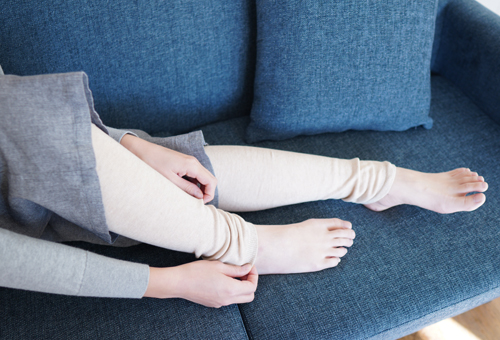 膝上まで暖かい ロングレッグウォーマー