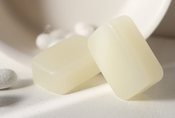 絹の石鹸
