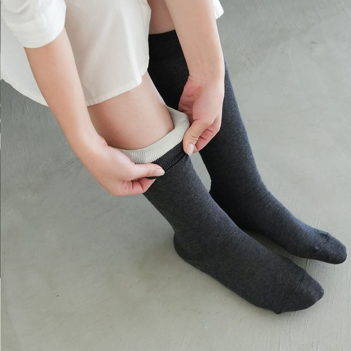絹屋 内側シルク 2重編みハイソックス | DAIGO official shop